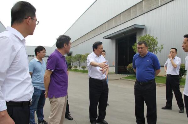 南昌市副市長、公安局局長萬秀奇就警企合作提出指導(dǎo)性意見