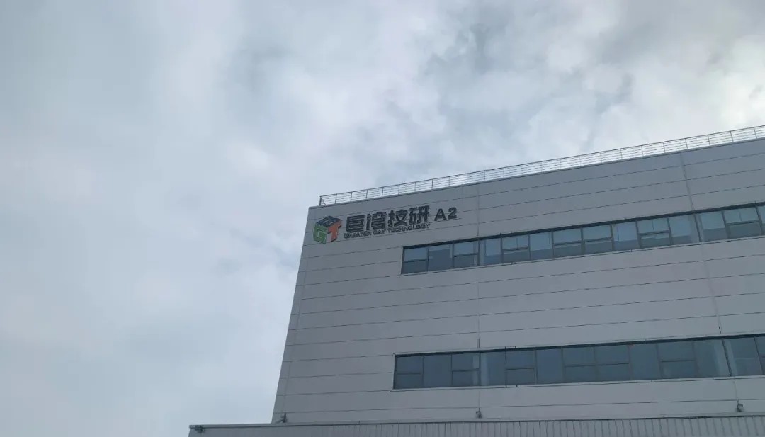 建充電站應(yīng)跟建加油站一樣！車企不適合自建充電樁！