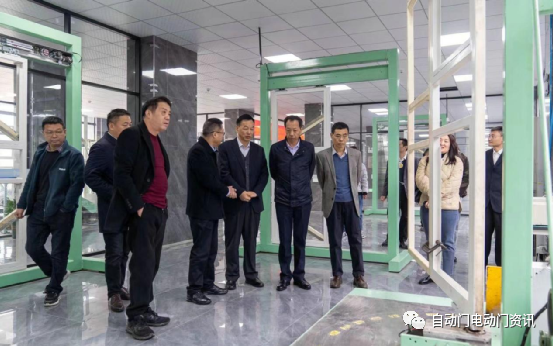 “全國閉門器生產(chǎn)示范基地”授牌儀式暨兩項(xiàng)團(tuán)體標(biāo)準(zhǔn)工作會(huì)在安徽郎溪召開