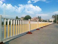 為什么要安裝道路護(hù)欄？