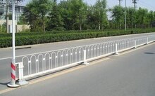 道路護(hù)欄在日常的使用中該如何保養(yǎng)維護(hù)？