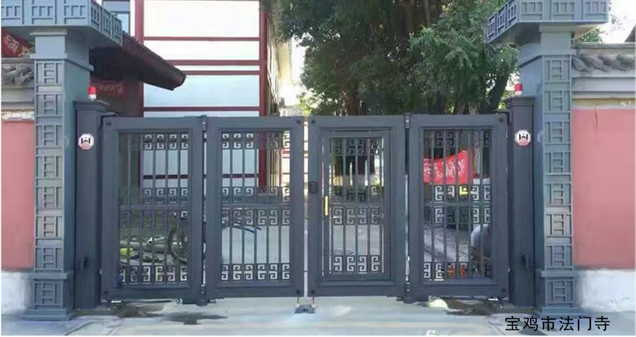 寶雞市法門寺懸折門工程案例 - 中出網(wǎng)-智能出入口與停車充電門戶