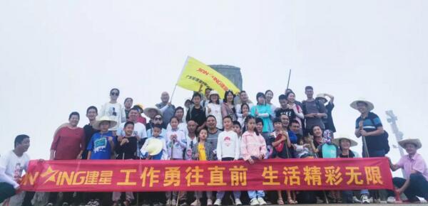 遇見(jiàn)縈繞身側(cè)、觸手可及的云海