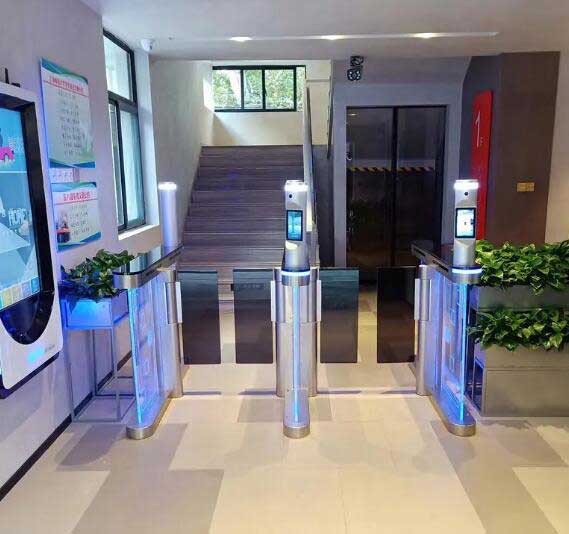 上海師范大學宿舍通道閘案例 - 中出網-智能出入口與停車充電門戶