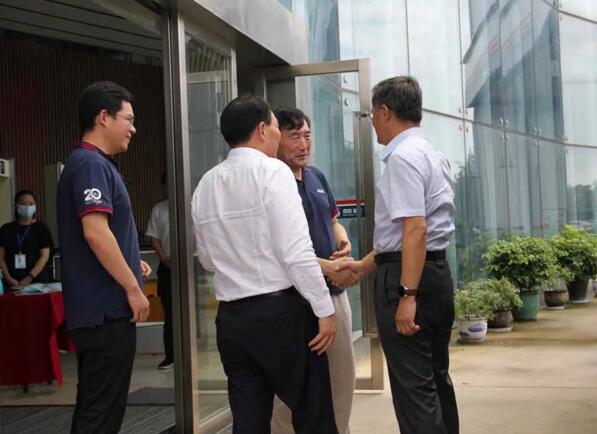 省委常委、省紀委書記馬森述蒞臨百勝智能調(diào)研指導(dǎo)