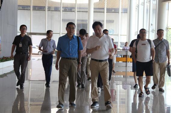 《安全電壓開門機》、《戶外電動門安全要求》團體標準編制工作會在百勝智能順利召開