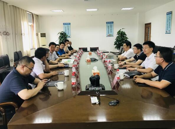 東南大學無錫國際校區(qū)張繼文常務副校長一行來公司調(diào)研