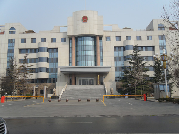 淄博市桓臺(tái)縣人民法院道閘案例 - 中出網(wǎng)-智能出入口與停車充電門戶