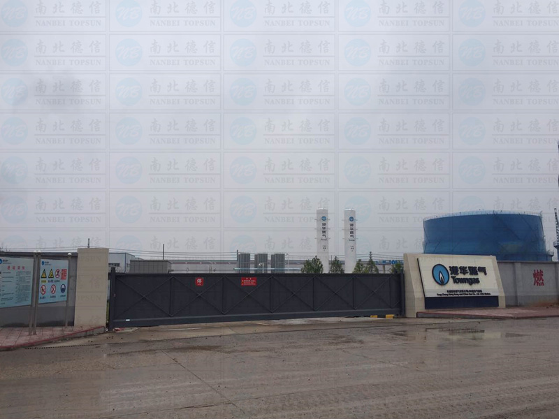 港華燃氣 818-LP智能安全伸縮平移門工程案例 - 中出網(wǎng)-智能出入口與停車充電門戶