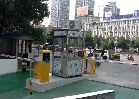 湖南瀟湘電影集團(tuán)停車場管理系統(tǒng)案例 - 中出網(wǎng)-智能出入口與停車充電門戶