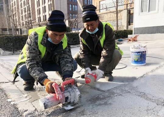 【不畏嚴寒，堅守使命】卓奧世鵬學校升降柱項目紀實