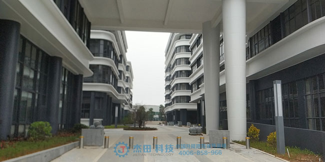 廈門同安孵化基地創(chuàng)業(yè)園升降柱案例 - 中出網-智能出入口與停車充電門戶