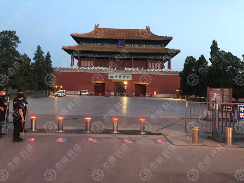 北京故宮博物館升降柱項目 - 中出網(wǎng)-智能出入口與停車充電門戶
