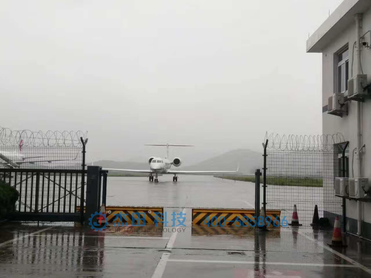 舟山機場路障機案例 - 中出網(wǎng)-智能出入口與停車充電門戶