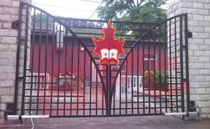 北京西四小學平開門機案例