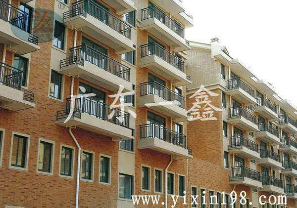 鋅鋼陽(yáng)臺(tái)護(hù)欄