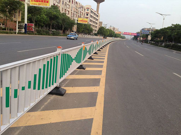 道路護欄 - 道路隔離護欄2