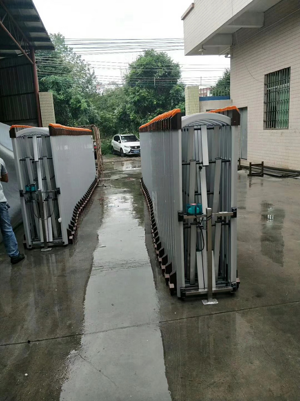 變形金剛系列案例 - 中出網(wǎng)-智能出入口與停車充電門(mén)戶