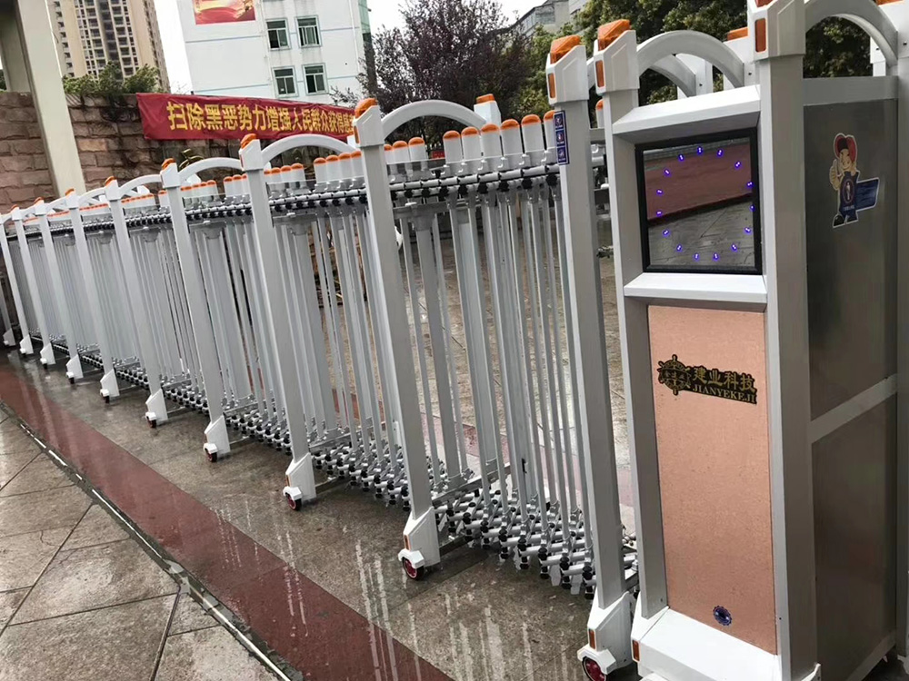 變形金剛系列案例 - 中出網-智能出入口與停車充電門戶