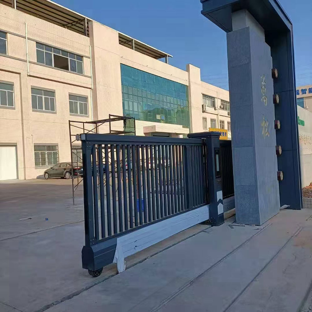 平移門系列案例 - 中出網-智能出入口與停車充電門戶