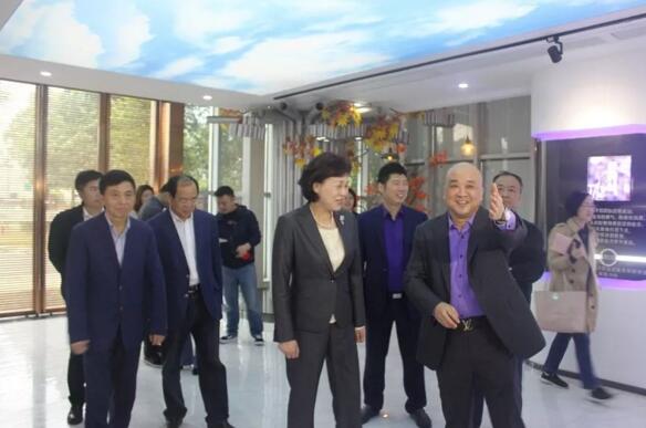 湖南省委常委、省委統(tǒng)戰(zhàn)部部長黃蘭香一行再次蒞臨湘聯(lián)考察指導(dǎo)
