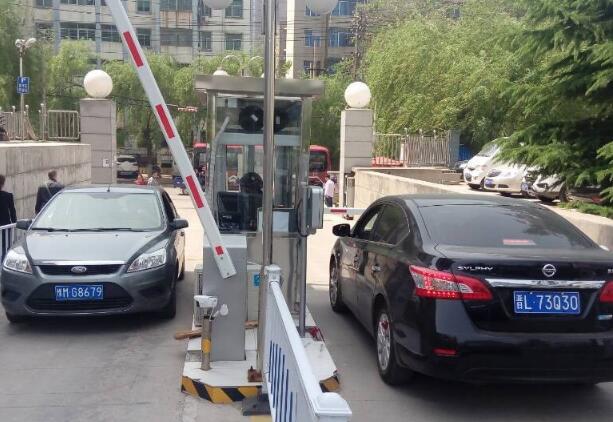 重慶停車管理系統(tǒng)云平臺(tái)是一個(gè)專注于用戶體驗(yàn)的生態(tài)系統(tǒng)