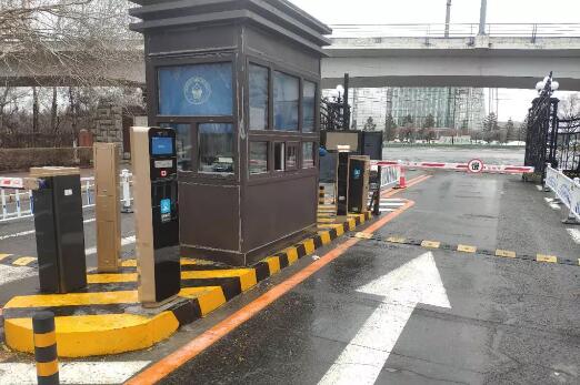 捷順科技為每一位來到東師大的車主護(hù)航