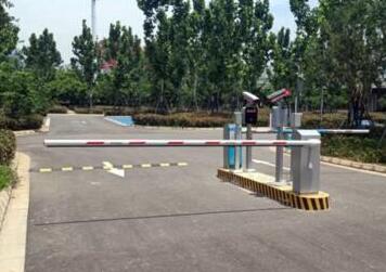道爾停車(chē)設(shè)備進(jìn)駐贛州濱江七大公園