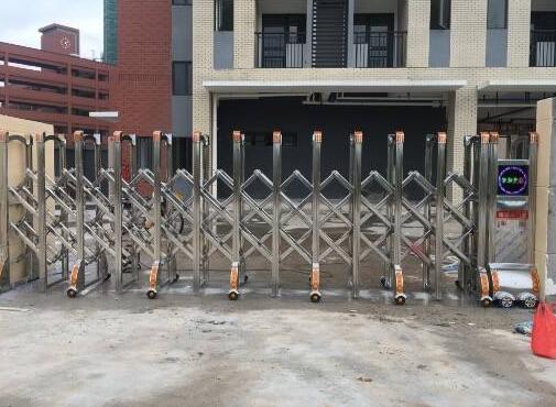承德出安智能伸縮門(mén)帶給江南福郡的形象展示