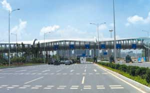 深圳西部通道（新城聯(lián)檢站）崗?fù)ぐ咐? />
                                            </div>
                                            <span>深圳西部通道（新城聯(lián)檢站）崗?fù)ぐ咐?/span>
                                        </a>
                                    </li>
                                    <li>
                                        <a href=