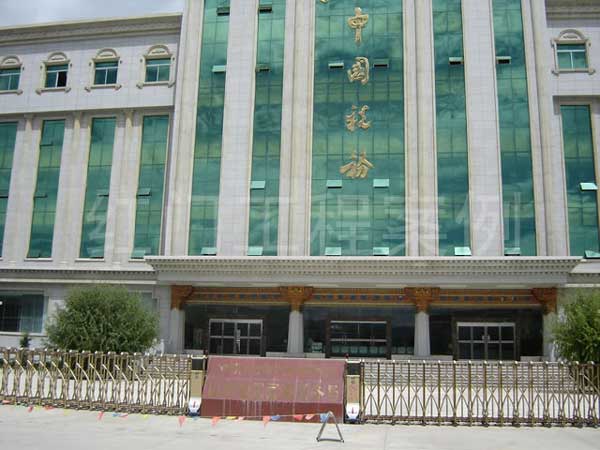 慶賀西藏山南地區(qū)國家稅務局選用拉薩出安智能伸縮門