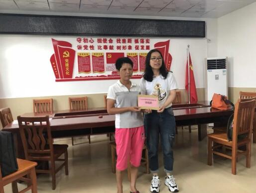 助力精準(zhǔn)扶貧，艾科智泊在行動(dòng)