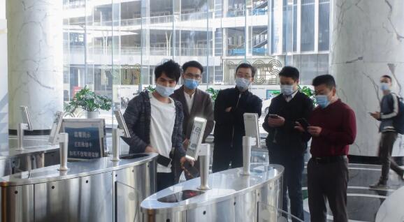 實現(xiàn)手機(jī)無卡虛擬