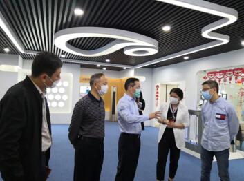 廈門(mén)市政協(xié)黨組成員、副主席李欽輝一行調(diào)研瑞為