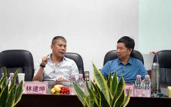 信用家網(wǎng)絡科技董事長林建坤先生肯定了立林智慧生活體驗館的運營模式