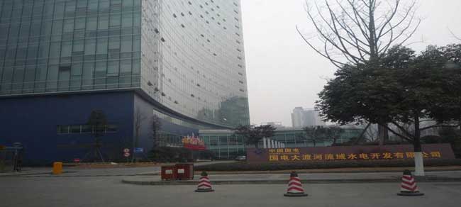 成都國電大渡河停車場系統(tǒng)案例 - 中出網-智能出入口與停車充電門戶