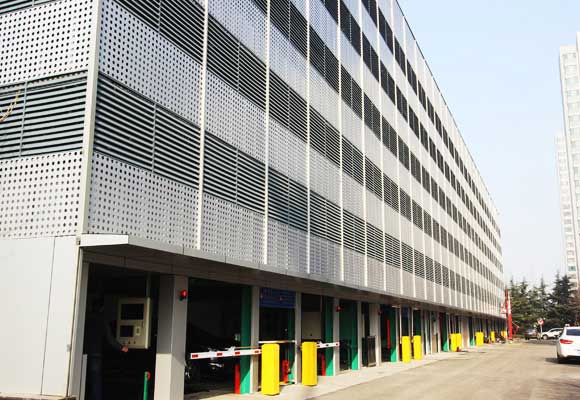 濰坊市高新區(qū)管委會6層機械式平面移動立體車庫案例 - 中出網-智能出入口與停車充電門戶