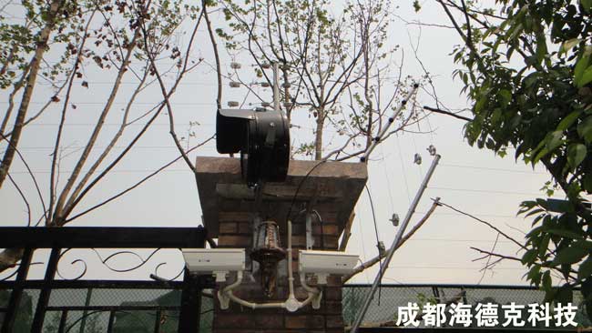 重慶金科電子圍欄安裝工程實例 - 中出網(wǎng)-智能出入口與停車充電門戶