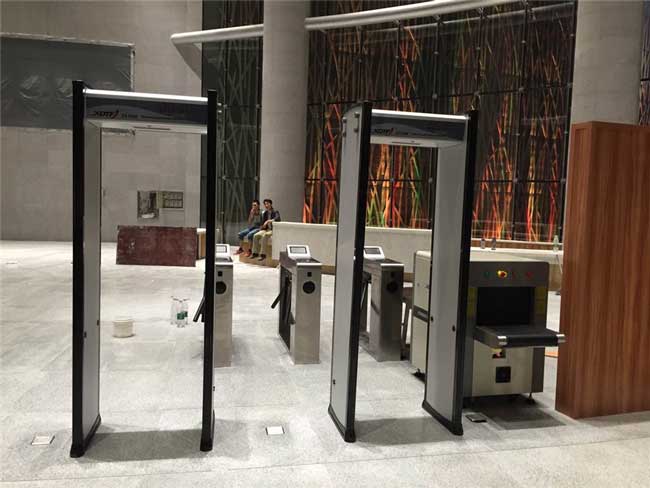 長沙袁隆平水稻博物館安檢門案例 - 中出網(wǎng)-智能出入口與停車充電門戶