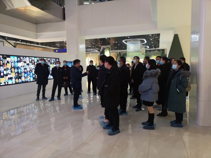 �г�Ͷ���F(tu��n)�e�k�Ƽ��^�w�(y��n)���(d��ng) (2).jpg