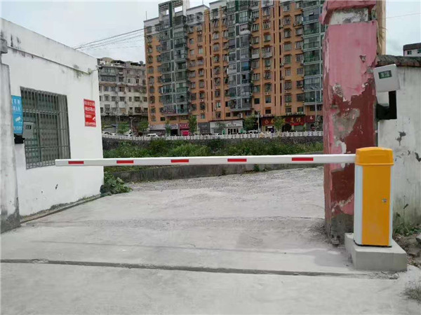 喜迎宜昌出安智能道閘進駐宜昌五峰中小學(xué)教研中心