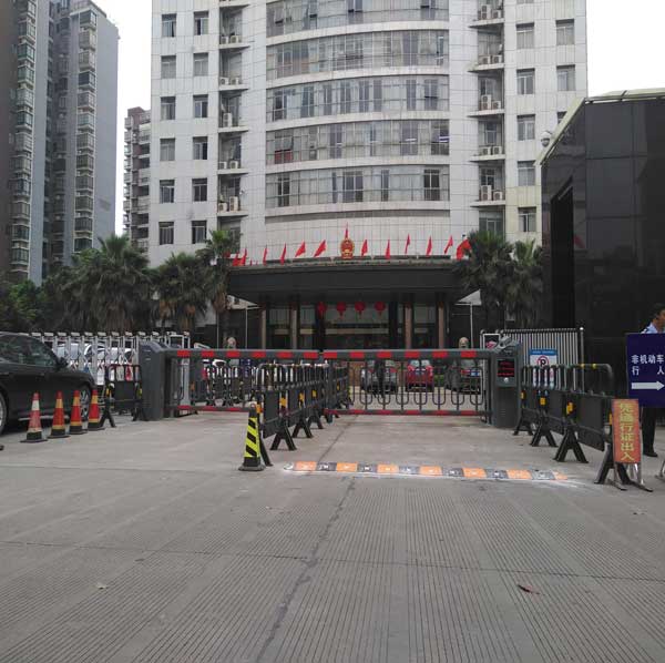 慶賀桂林出安智能停車場系統(tǒng)進(jìn)駐桂林臨桂區(qū)委