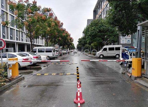 麗江地下車庫(kù)道閘廠家直銷驚喜不斷！